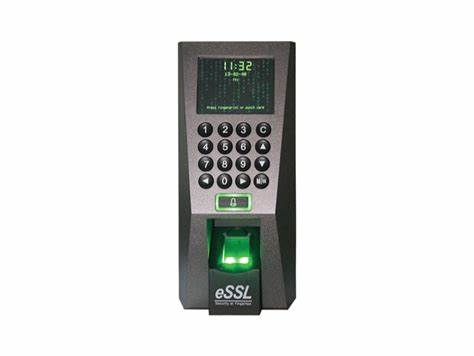 eSSL F18 - Time & Attendance + Access Control Biometric